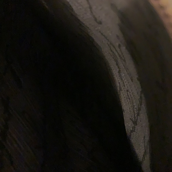 Christian Siriano Pink Crossbody/Shoulder Bag with Gold Bee - Picture 15 of 15